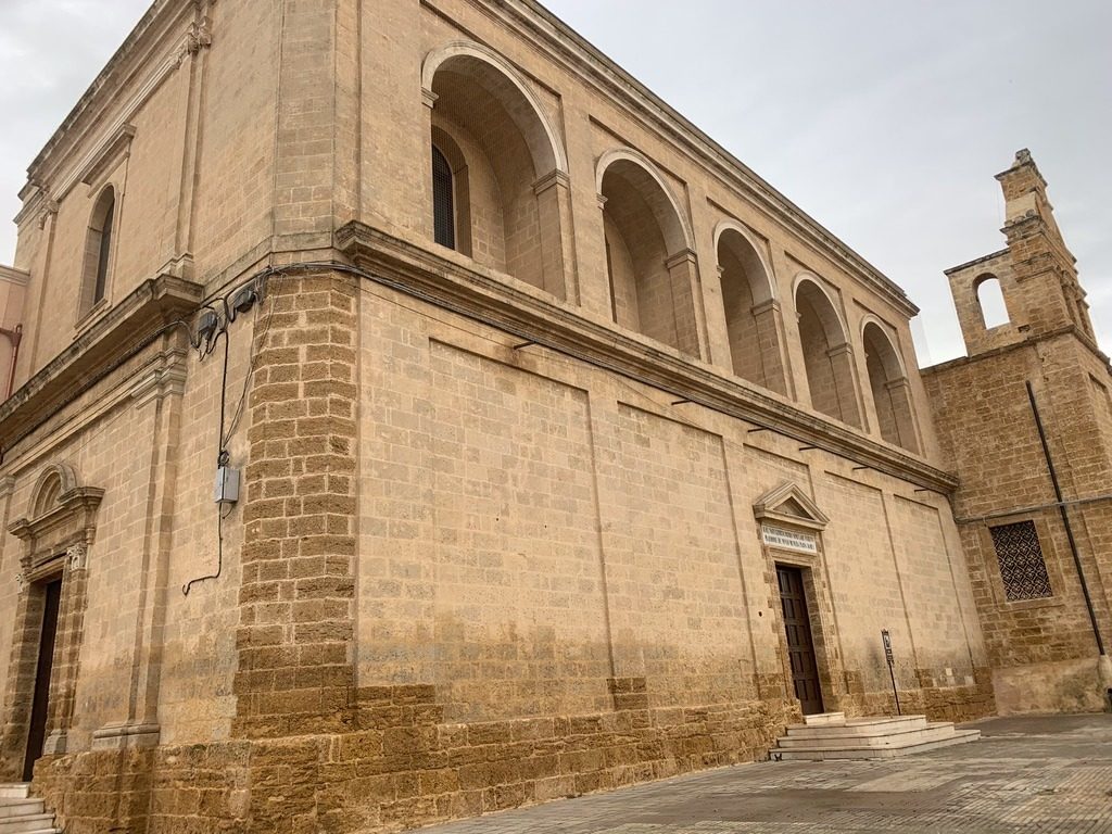 Epifanio Ferdinando's tomb, Mesagne 01.jpg